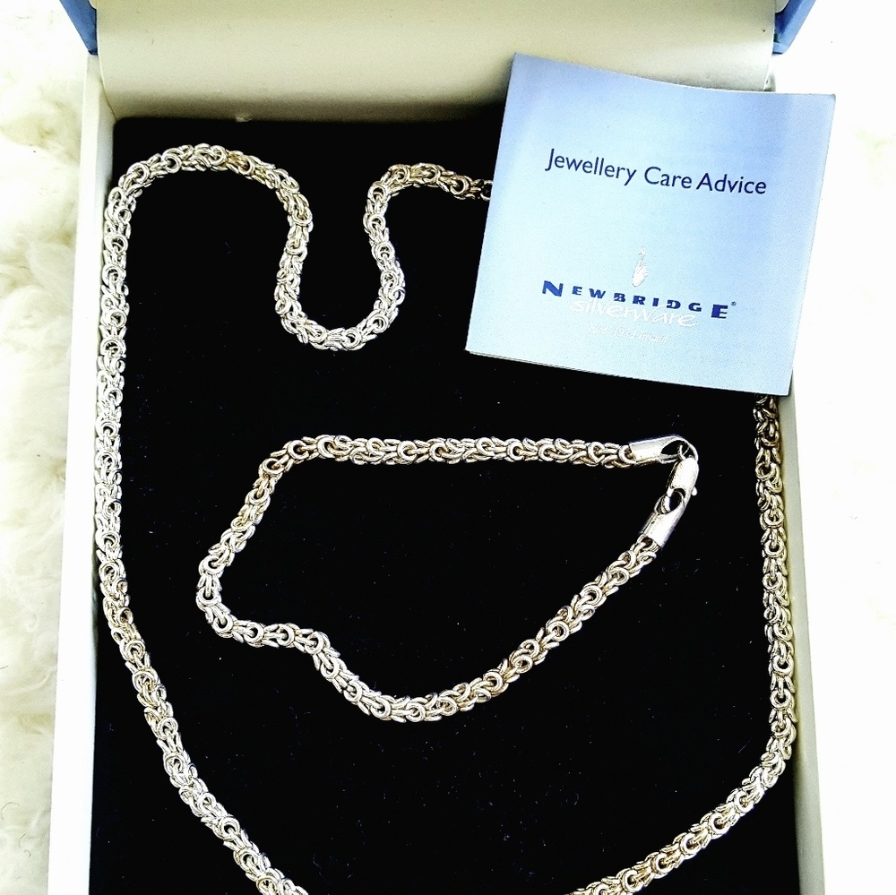 Celtic Silver Necklace and Bracelet set